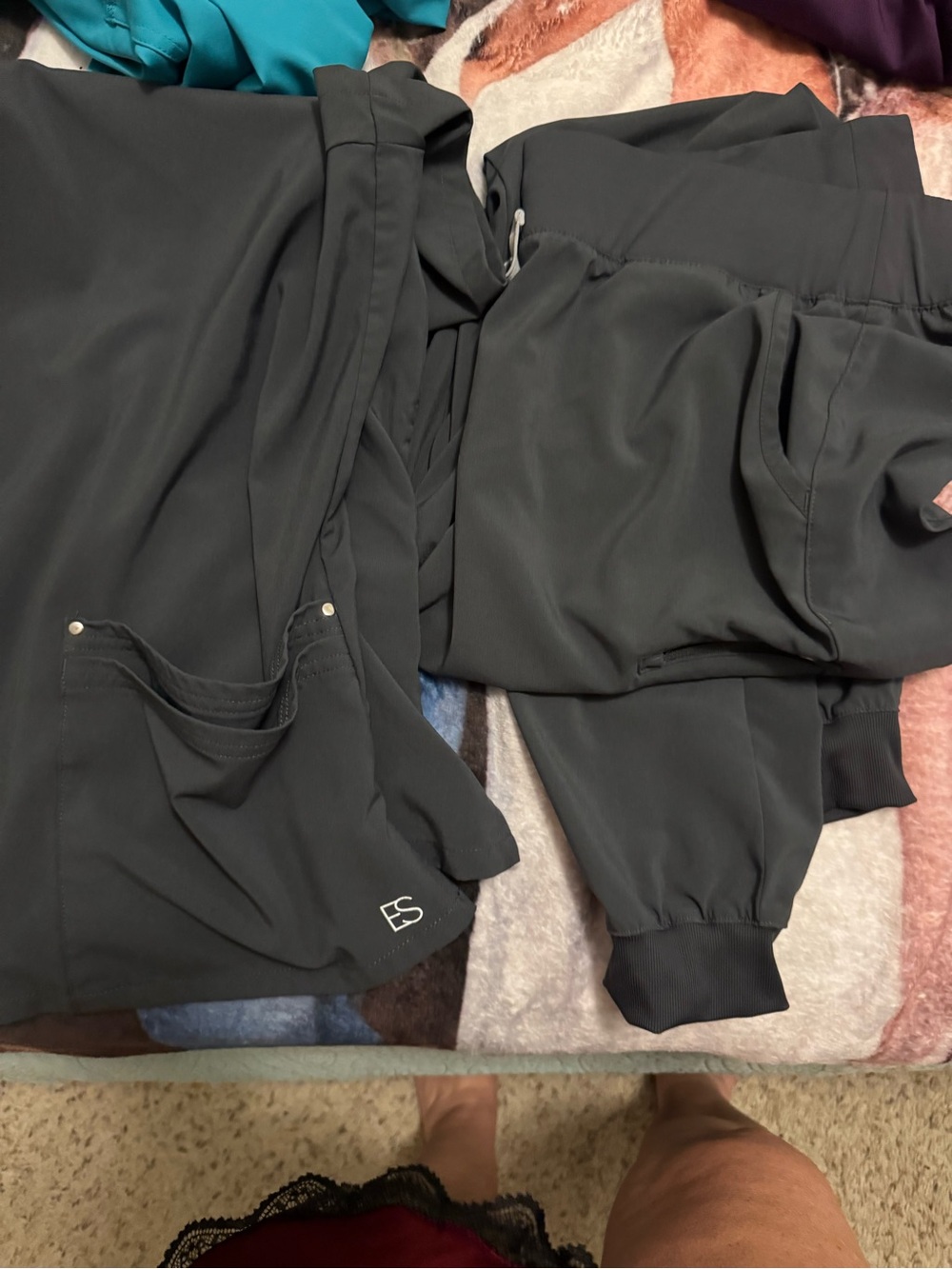 Women’s Black Track Jogger Pants with Elastic Cuffs scrub set